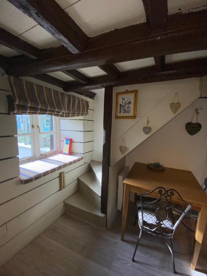 Thatch Cottage, East Boldre Nr Beaulieu And Lymington 布罗肯赫斯特 外观 照片