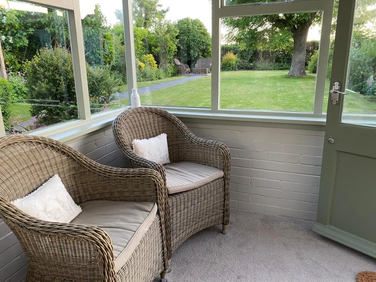 Thatch Cottage, East Boldre Nr Beaulieu And Lymington 布罗肯赫斯特 外观 照片
